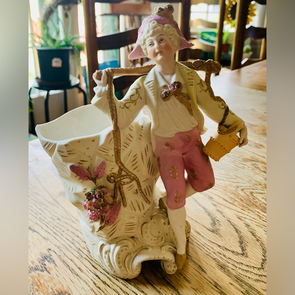 Vintage Colonial Man Spill Vase Pinks Floral Gold Trim Coquette Romantic